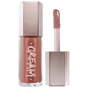 "High-Shine Lip Gloss with Medium to Full Coverage and Nourishing Vitamin A"