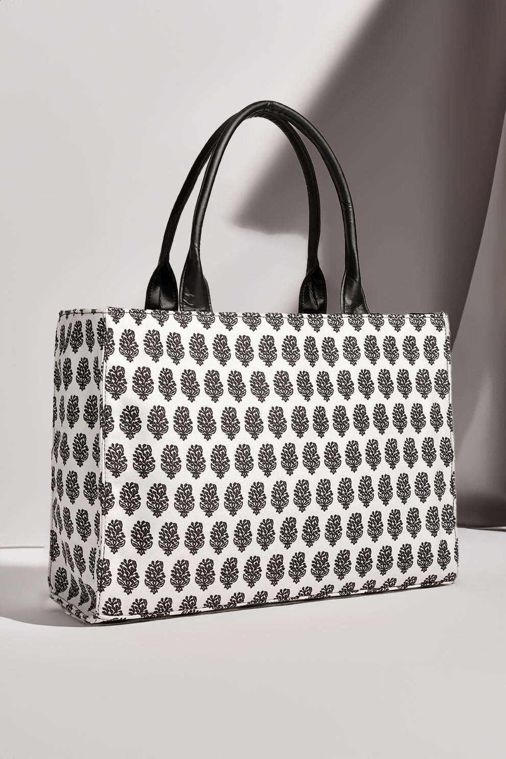 Buy Stylish Canvas Bag with Premium Handle in Pakistan