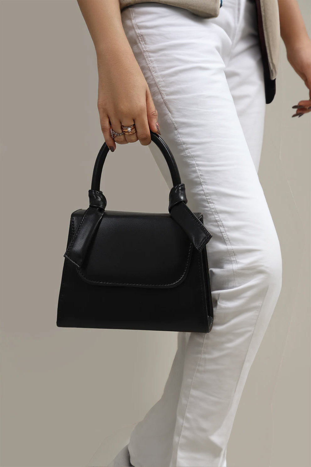 Black Branded Women Handbags 