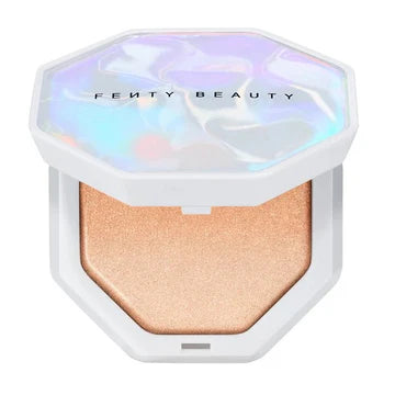 "Universal Highlighter Suitable for All Skin Tones"

