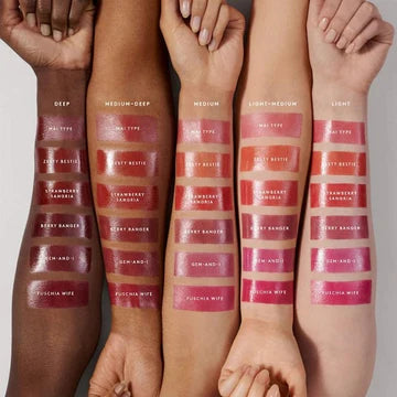 A before-and-after image showing lips without and with the lip stain for a visible difference.

