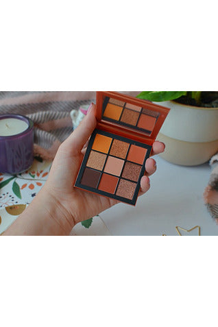 Buy Huda Beauty Obsessions Eyeshadow Palette - Topaz in Pakistan