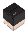 Huda Beauty - Baby Bake Loose Powder - Pound Cake show casing  premium and luxurious packing 