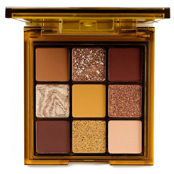 HUDA BEAUTY Toffee Brown Obsessions eyeshadow palette with warm caramel and chocolate shades