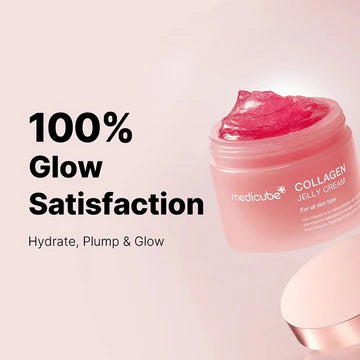 Close-up of hydrated, glowing skin after applying jelly cream.

