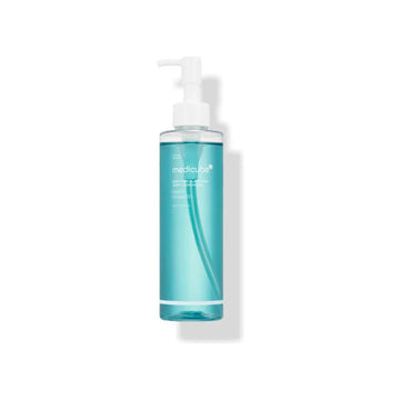 Buy Medicube Zero Pore Blackhead Deep Cleansing Oil in Pakistan