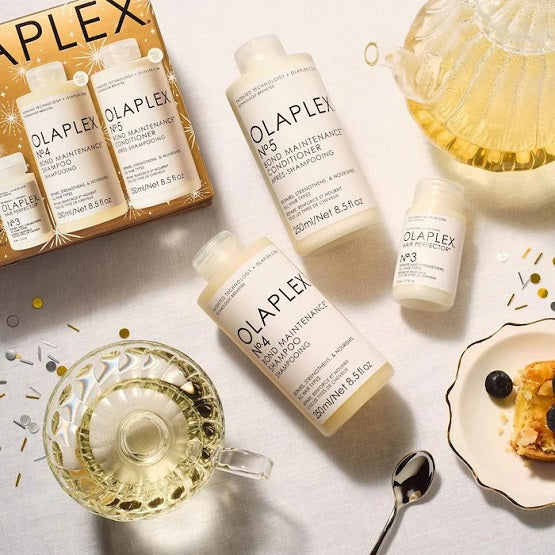 OLAPLEX - Strong Days Ahead Shampoo and Conditioner Value Set