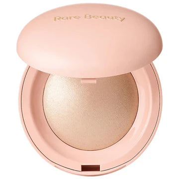 Product close-up showing pearl microshimmer texture


