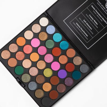BH COSMETICS - Studio Pro Artistry 42 Color Eye Shadow Palette (Damaged in shipment/ repressed 0055)