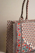 Stylish everyday canvas bag