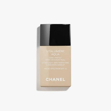 CHANEL - Ultra-Light Skin Perfecting Sunscreen Makeup Broad Spectrum SPF 15 - 50 Beige